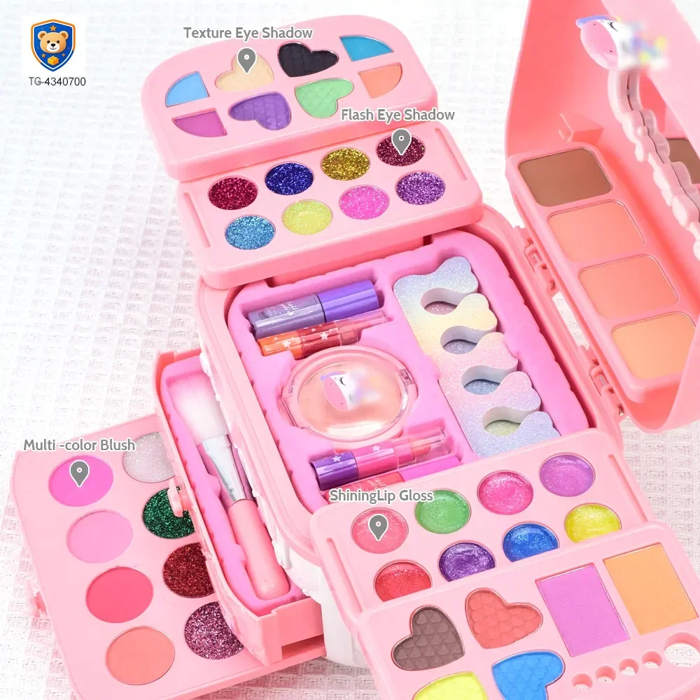 Kids Dream Makeup Kit Toy — product view 13