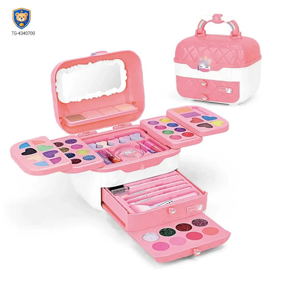 Kids Dream Makeup Kit Toy — product view 9