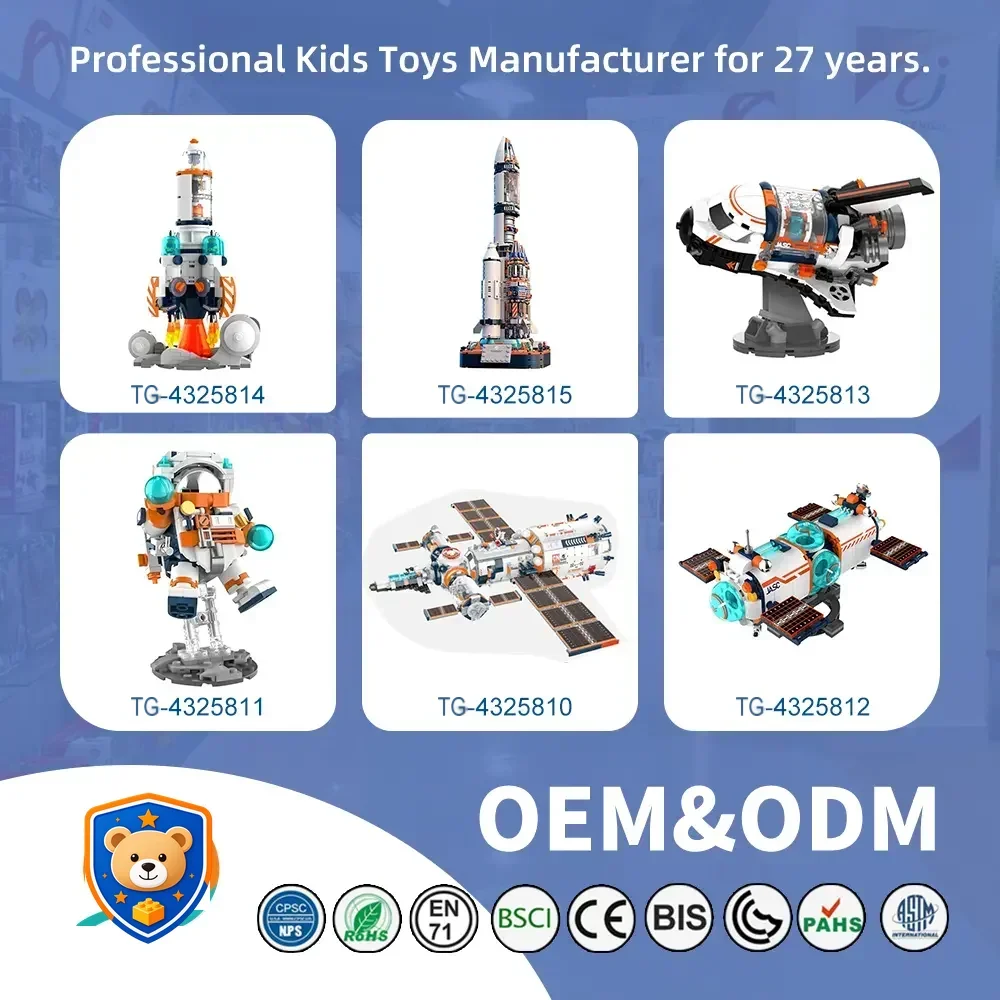 Astronaut Model Toy with Movable Joints & Electroplated Helmet — product view 6