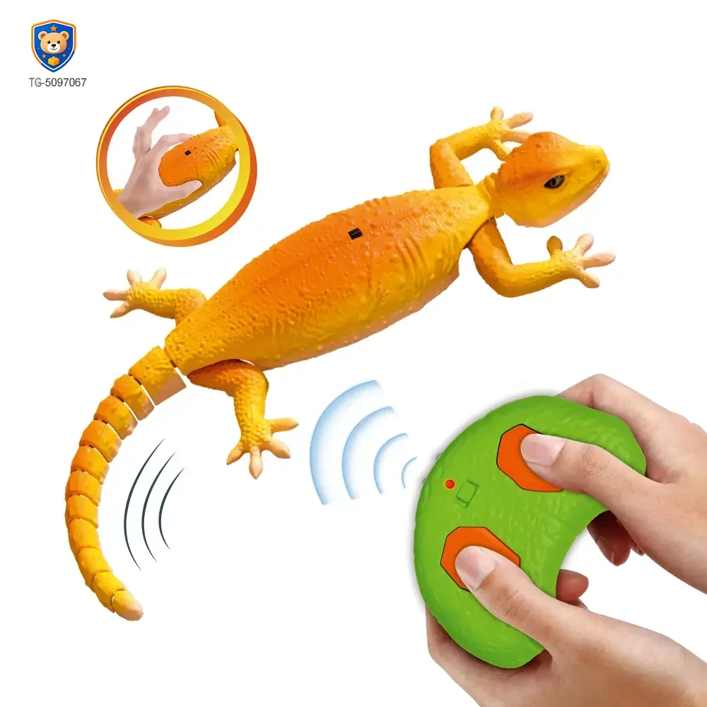 Wall Climbing RC Gecko Toy — product view 1